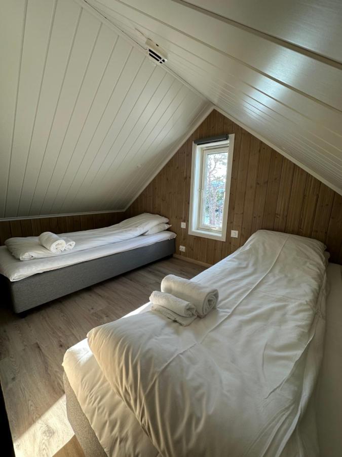 Hotel Norsk Havbrukssenter - Rorbuer Bronnoysund Esterno foto