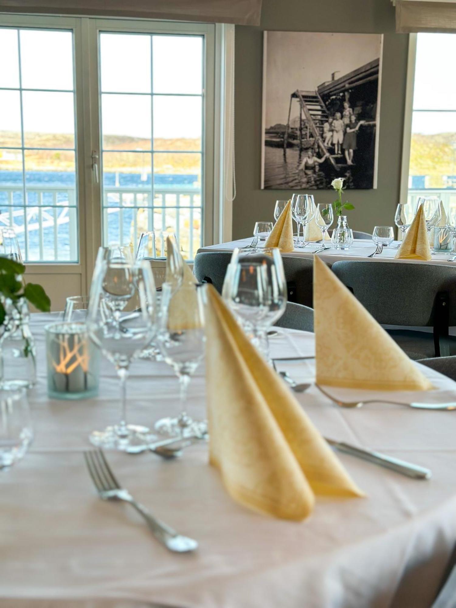 Hotel Norsk Havbrukssenter - Rorbuer Bronnoysund Esterno foto
