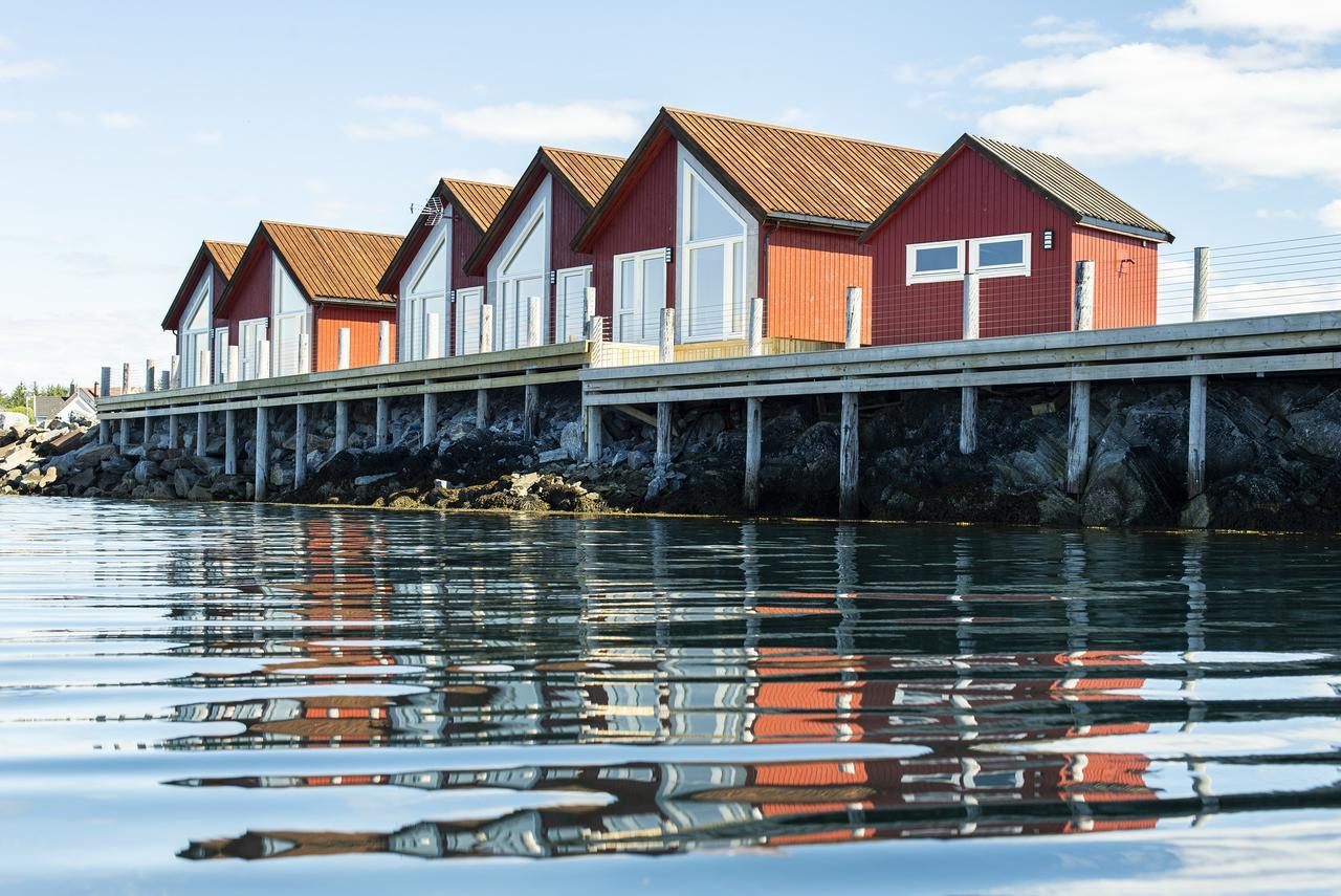 Hotel Norsk Havbrukssenter - Rorbuer Bronnoysund Esterno foto